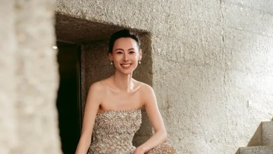 蒋勤勤秒变毛茸茸玩偶,2025澳彩特码开奖记录查询表下载,公开决策资料解释落实_开发版V11.27